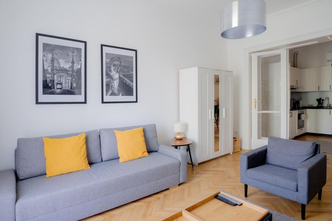 Szip 2 - New In Downtown Apartament
